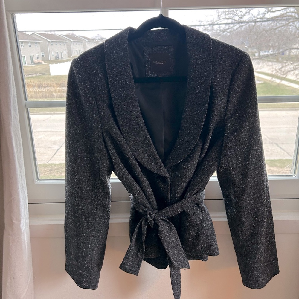 The limited tweed Belted Jacket
